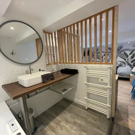 Un Coin De Detente - Magnifique Studio Balneo - 122 Apartment